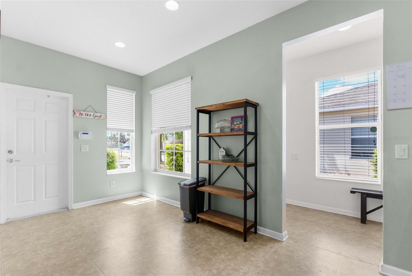 Listing photo id 20 for 14581 Wake Robin Drive