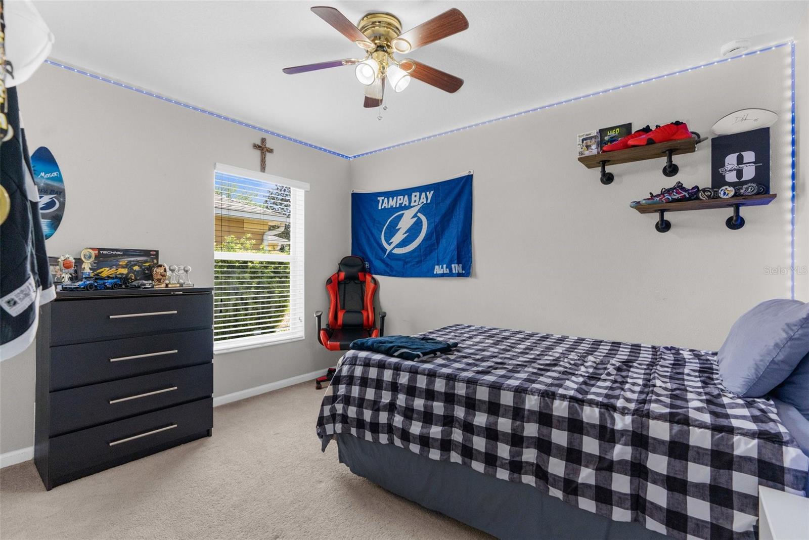 Listing photo id 25 for 14581 Wake Robin Drive