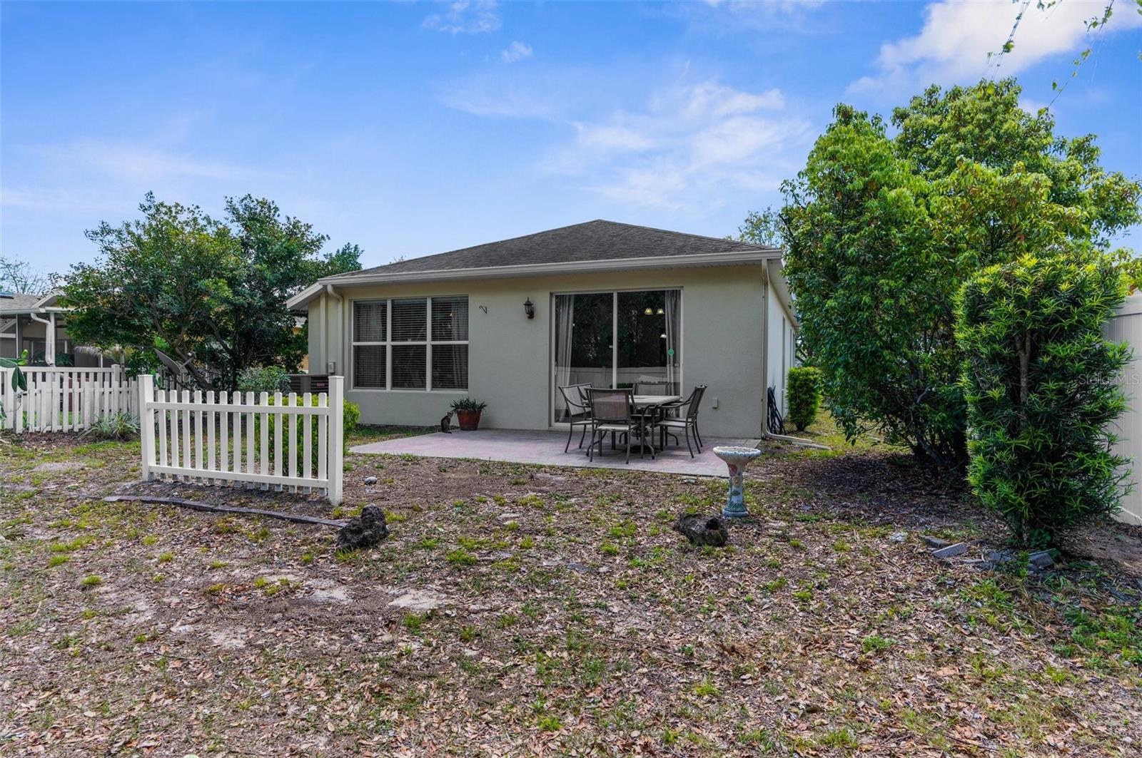 Listing photo id 30 for 14581 Wake Robin Drive