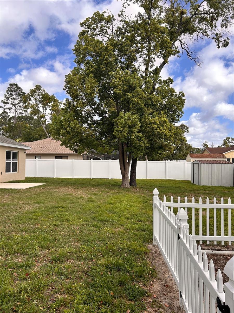 Image 20 of 22 For 10405 Lafoy Road