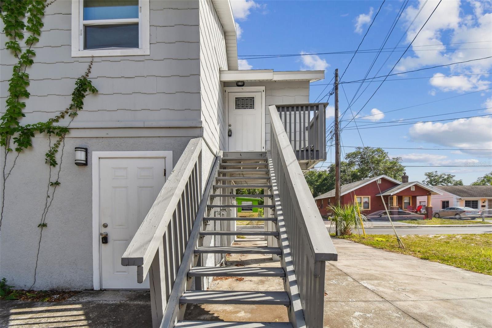 Listing photo id 29 for 1316 Melrose Avenue S