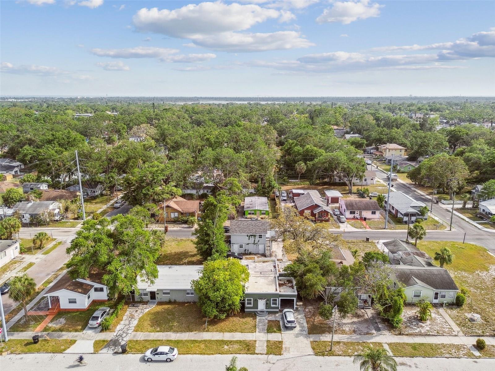 Listing photo id 40 for 1316 Melrose Avenue S