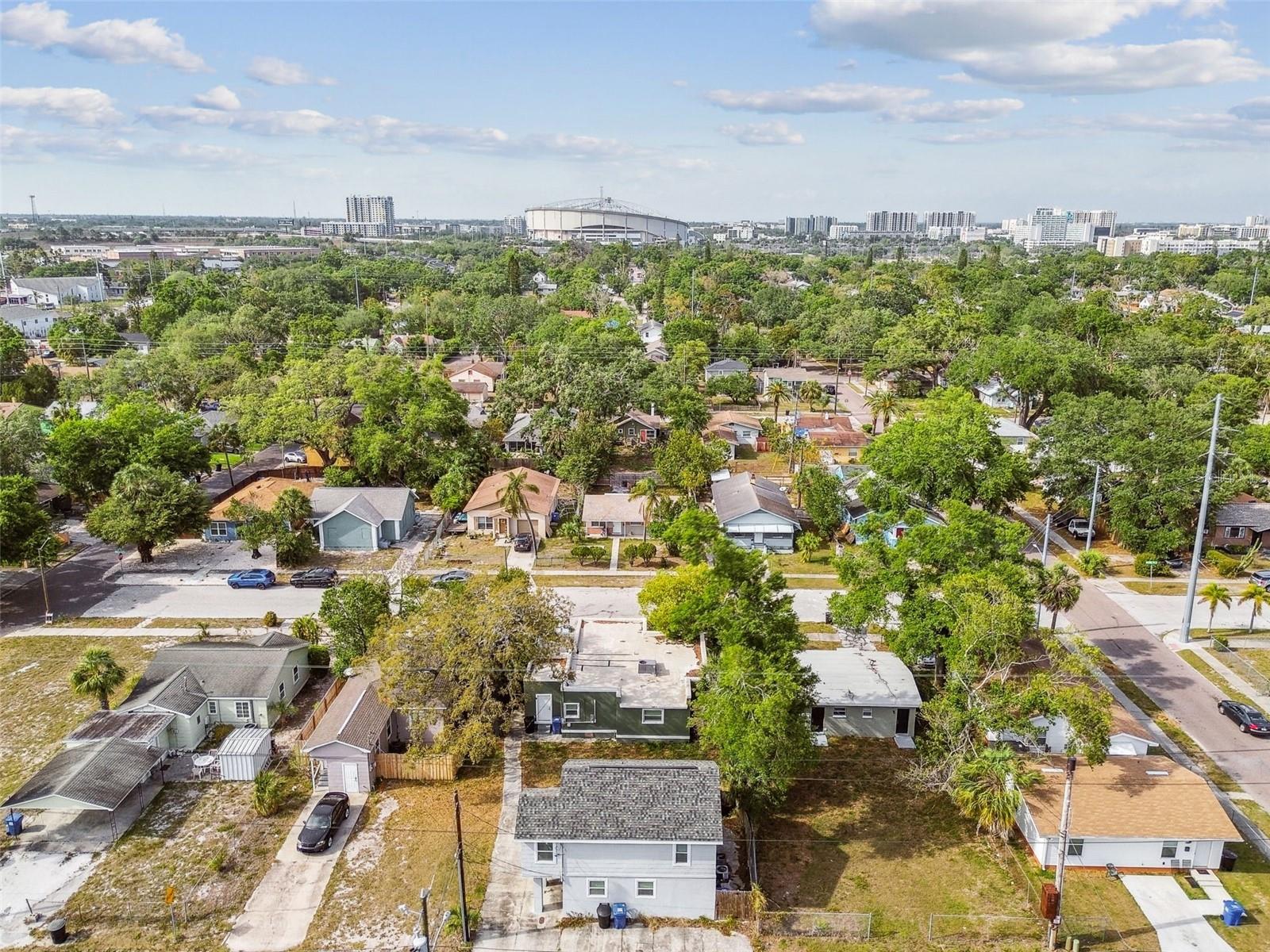 Listing photo id 41 for 1316 Melrose Avenue S