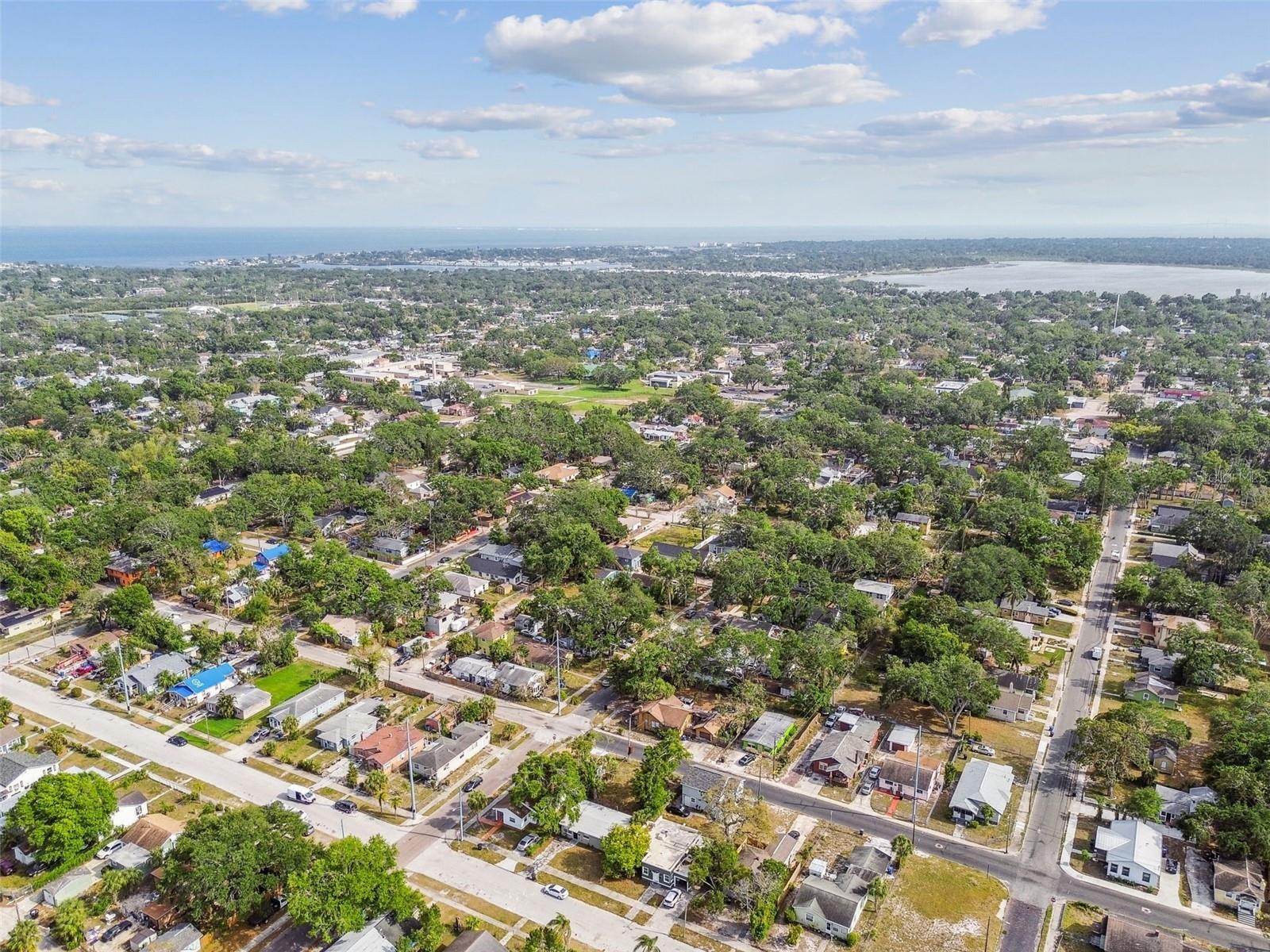 Listing photo id 43 for 1316 Melrose Avenue S
