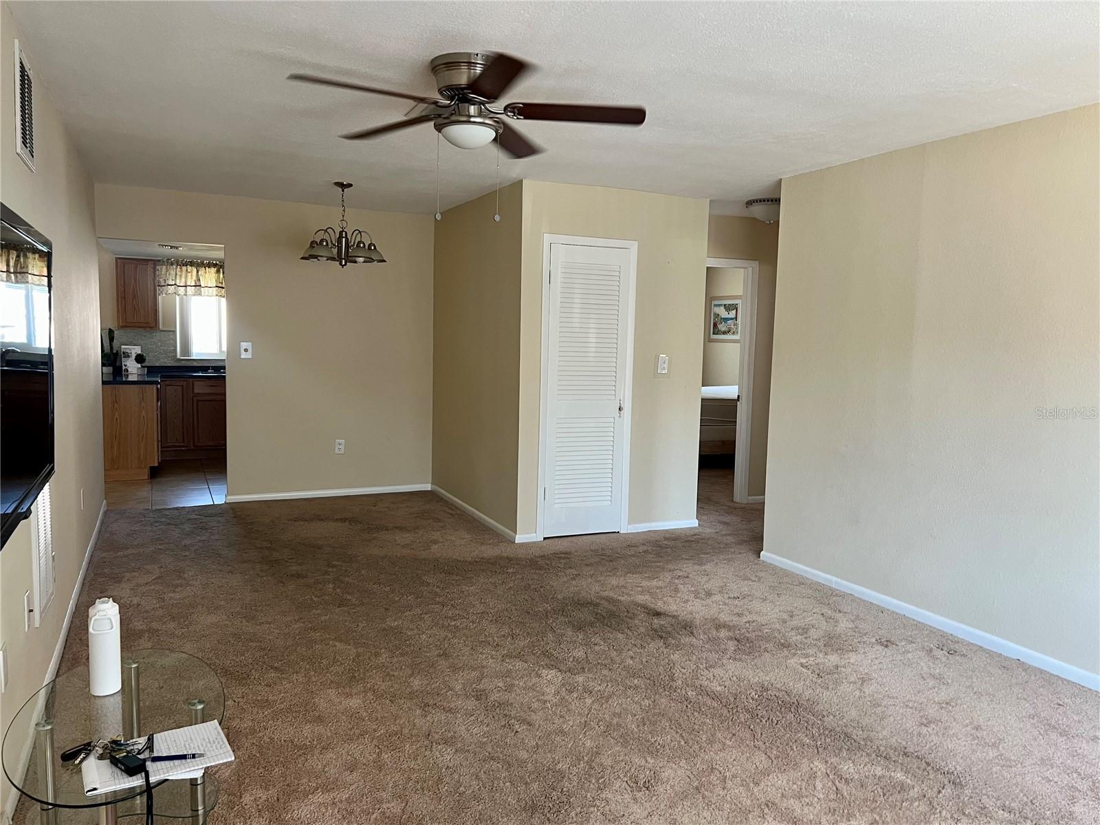 Image 11 of 54 For 4653 Cambridge Avenue 4653