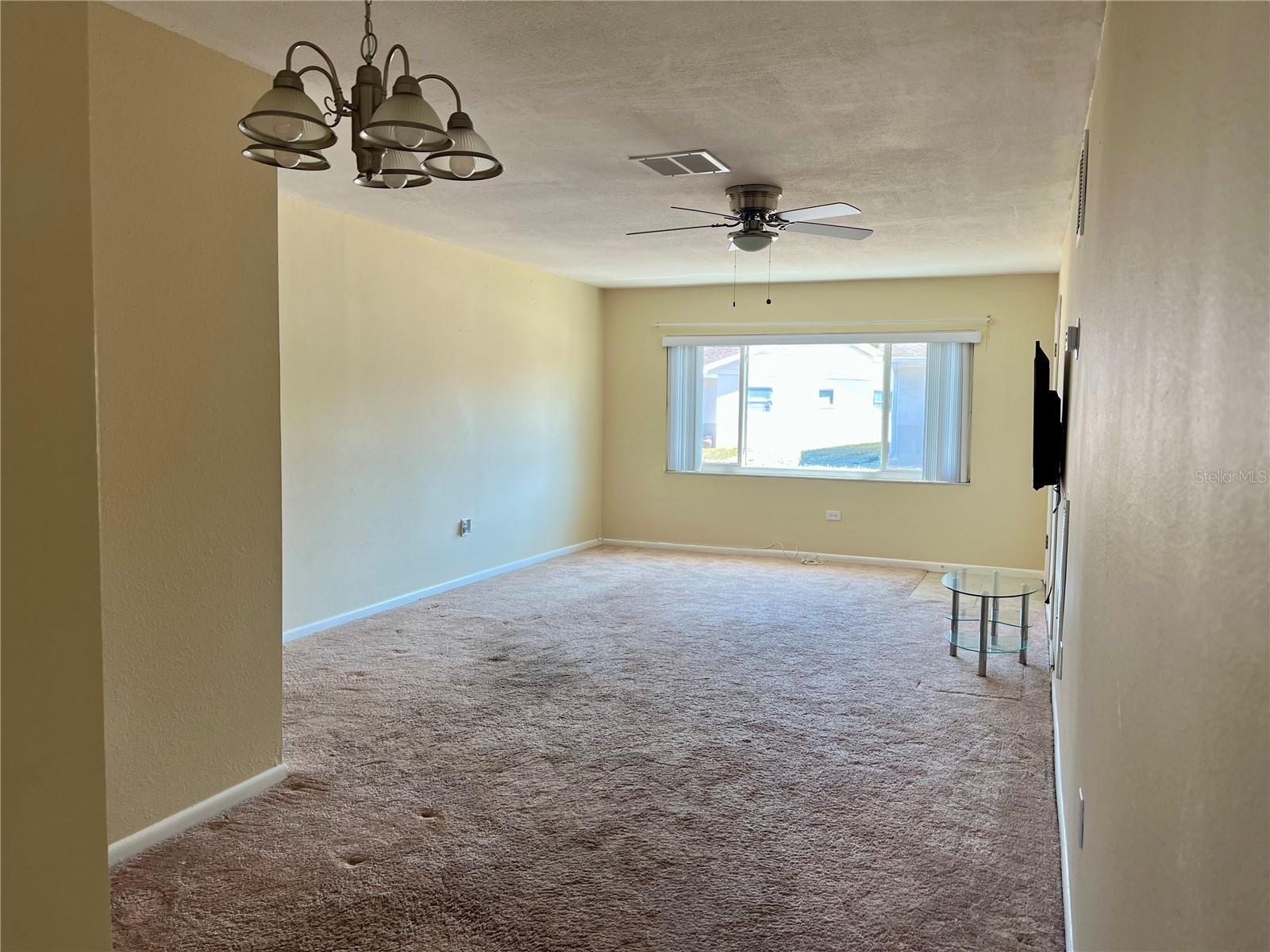 Image 12 of 54 For 4653 Cambridge Avenue 4653