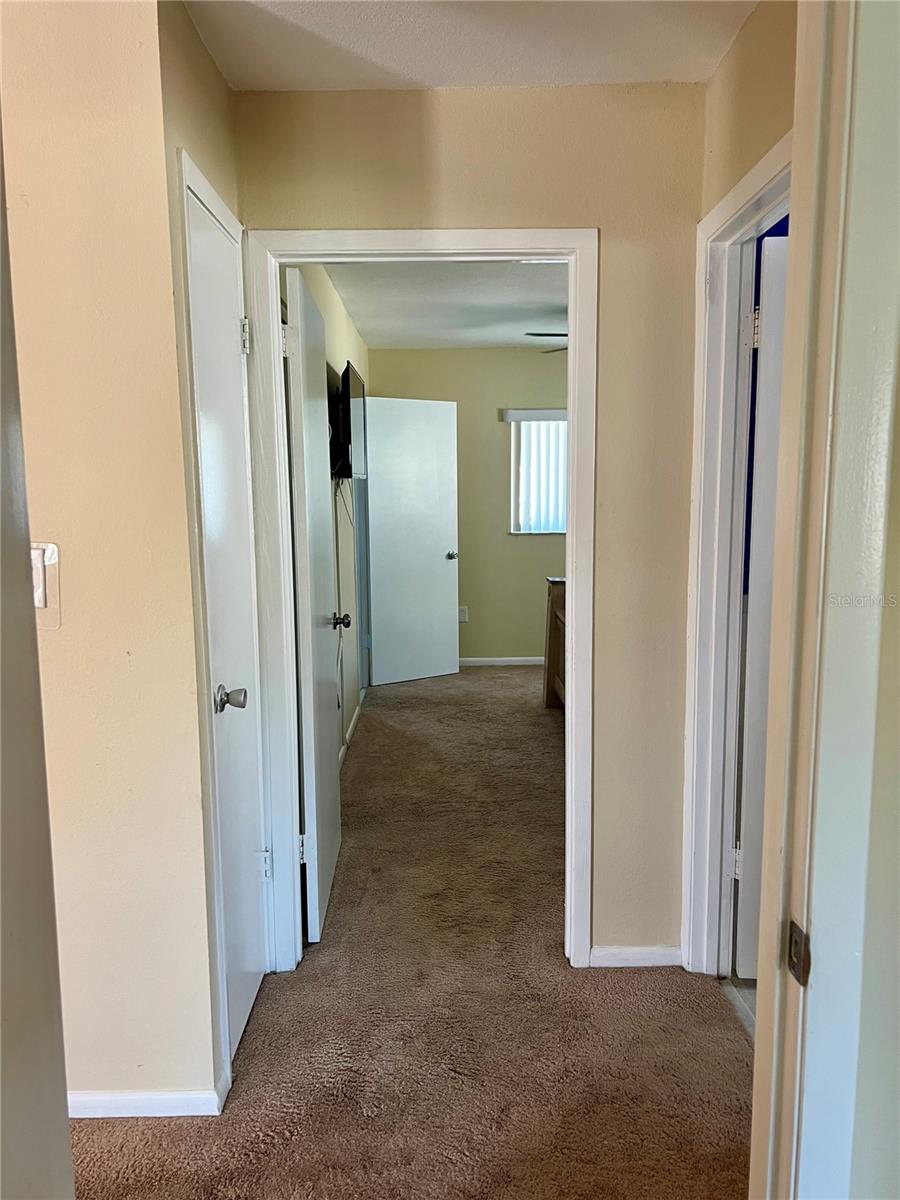 Image 31 of 54 For 4653 Cambridge Avenue 4653