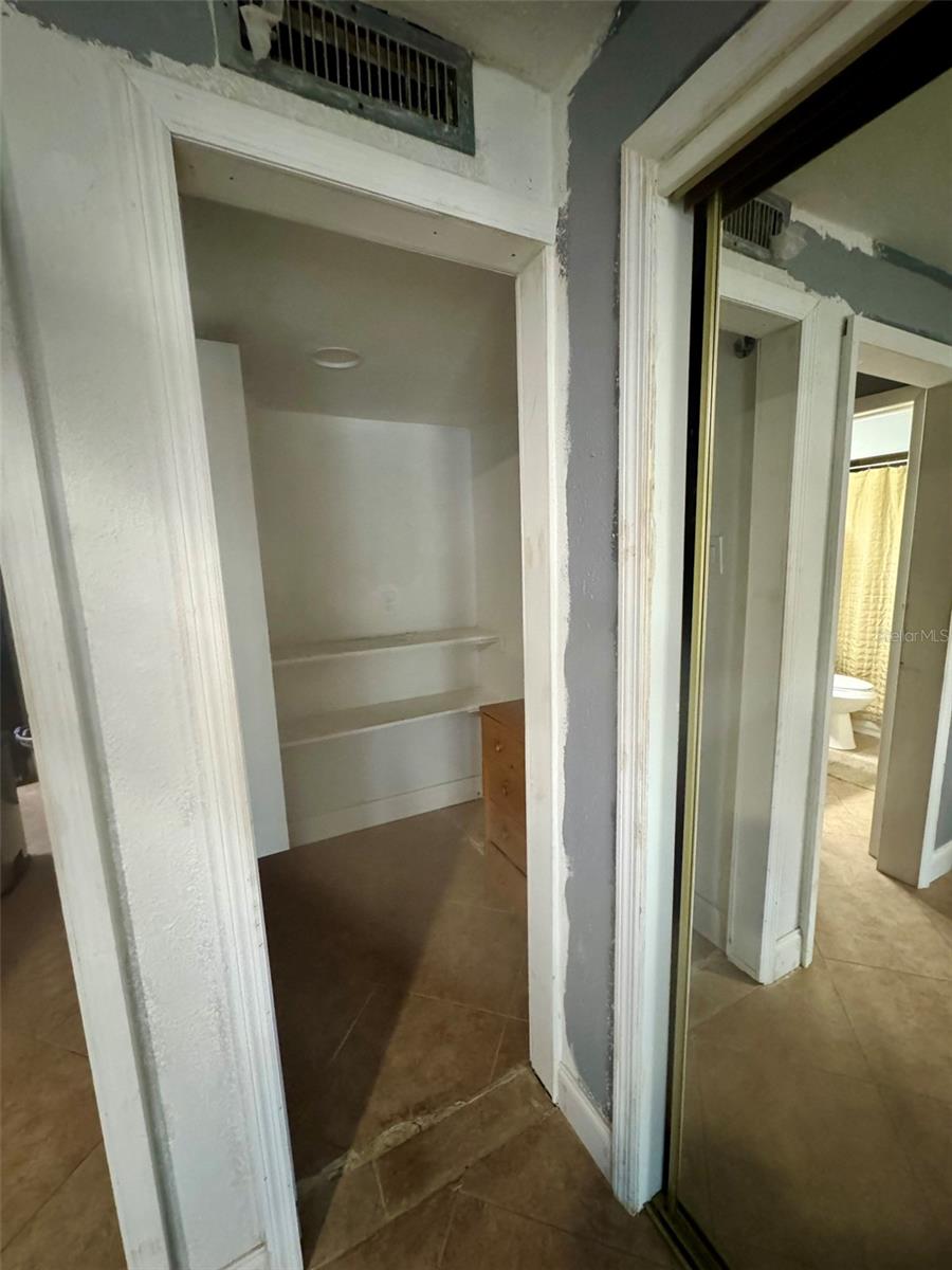 Image 12 of 15 For 4235 Sheldon Place 4235