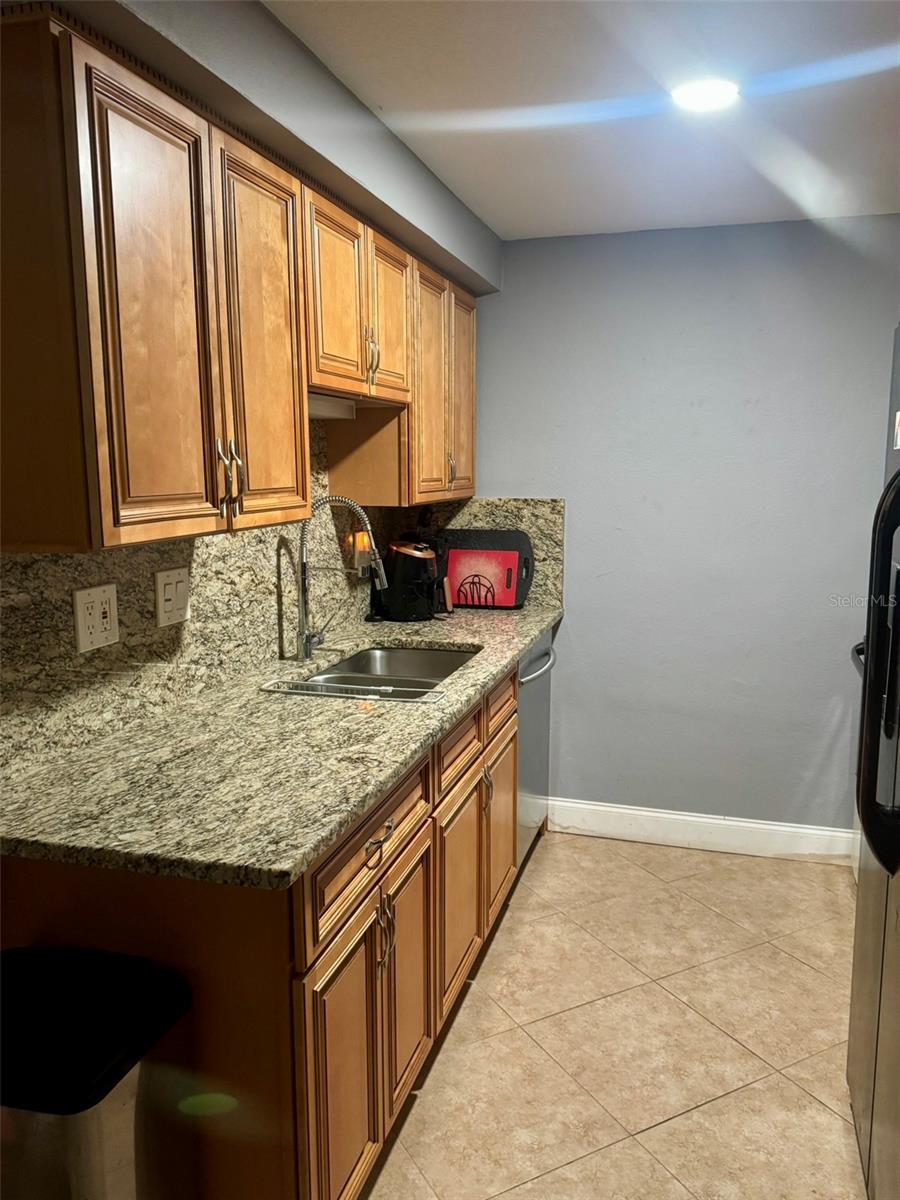 Image 6 of 15 For 4235 Sheldon Place 4235