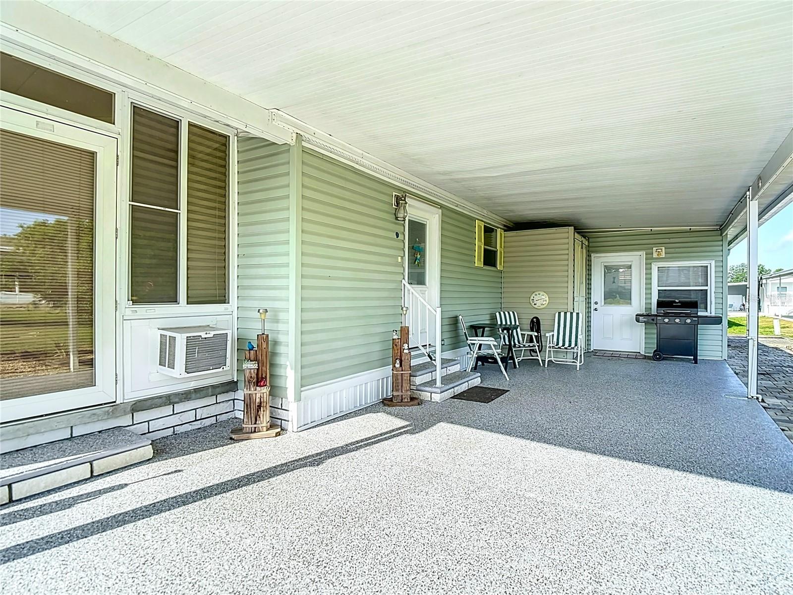 Image 4 of 52 For 10033 Wellington Avenue