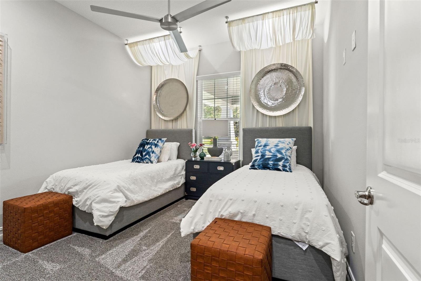 Listing photo id 8 for 4539 Hickory Oak Drive