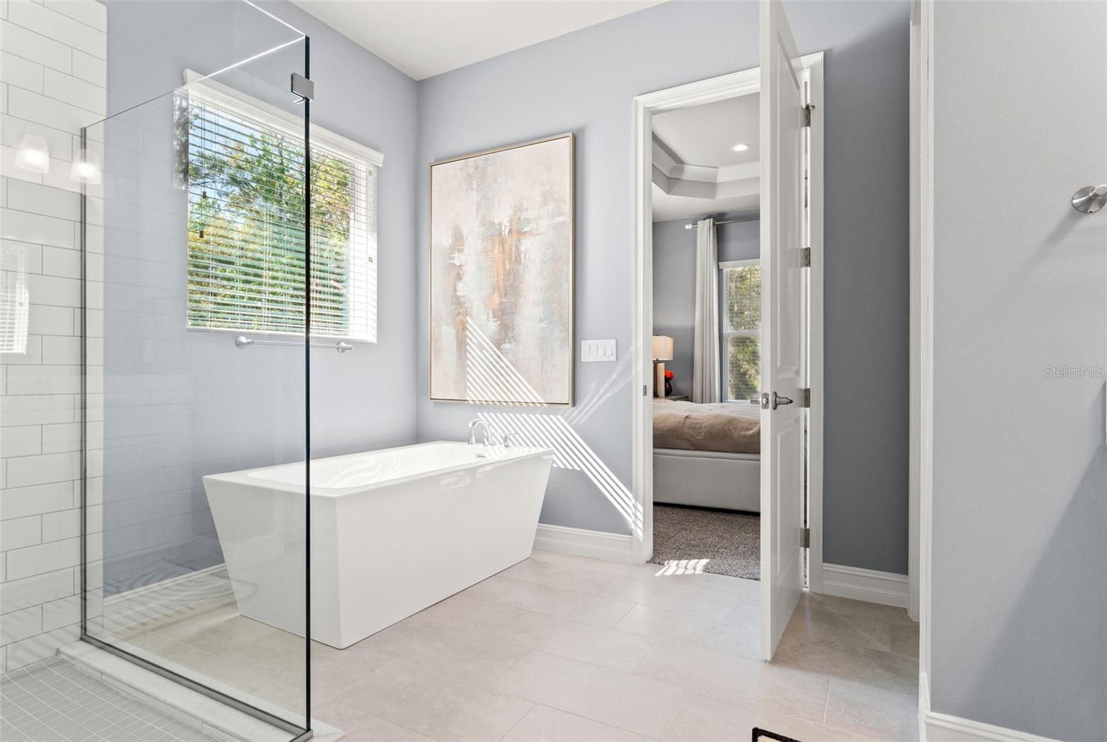 Listing photo id 13 for 4539 Hickory Oak Drive