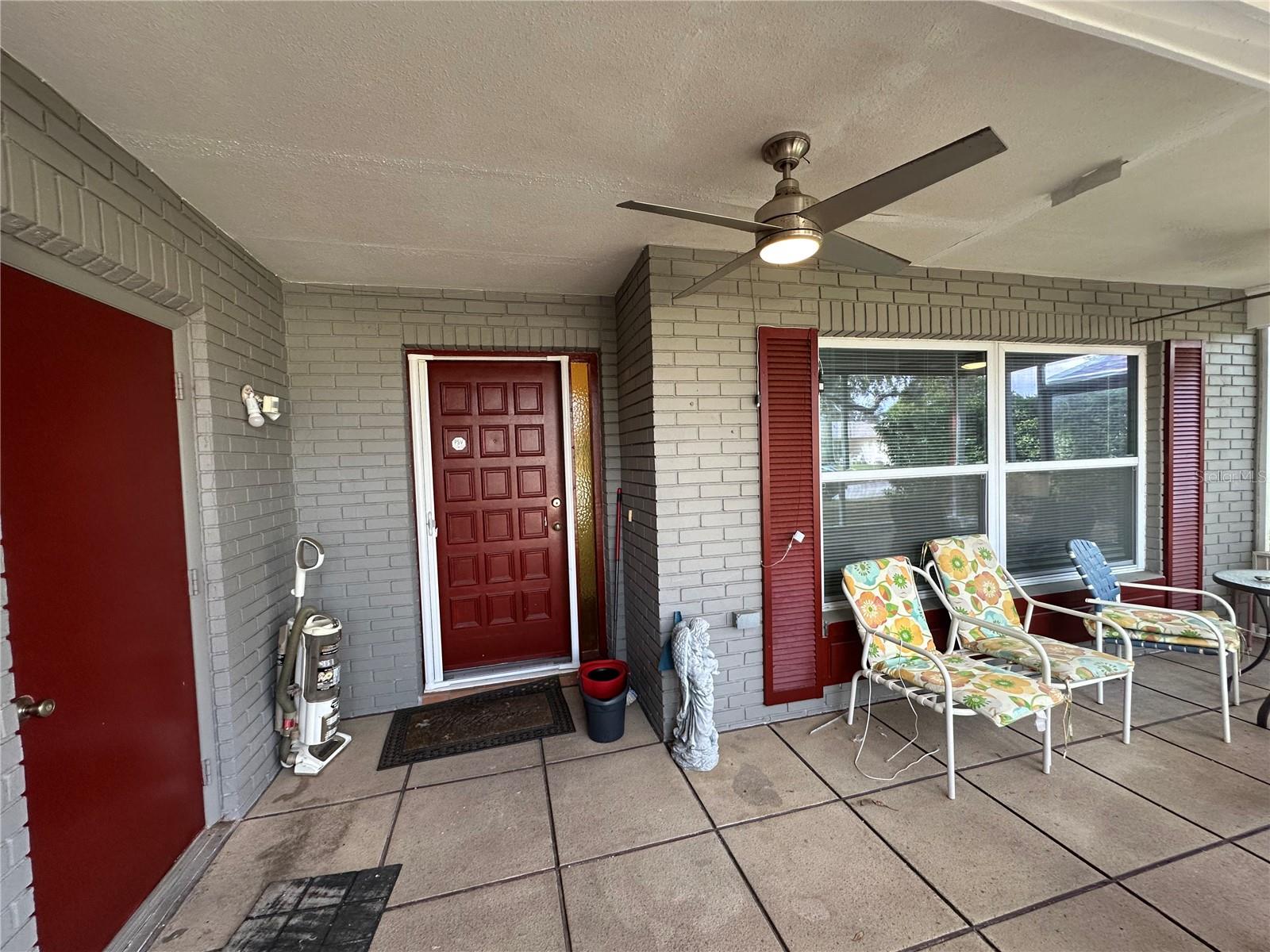 Image 13 of 37 For 10619 Mira Vista Drive