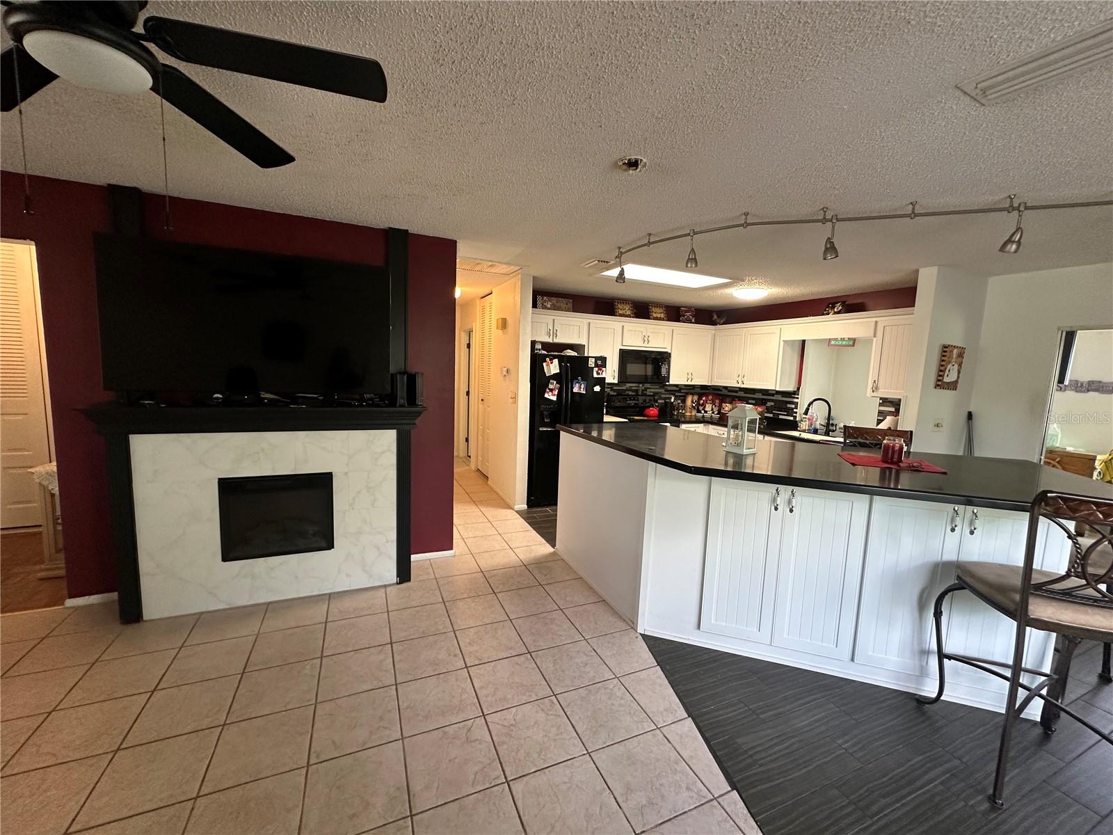 Image 15 of 37 For 10619 Mira Vista Drive
