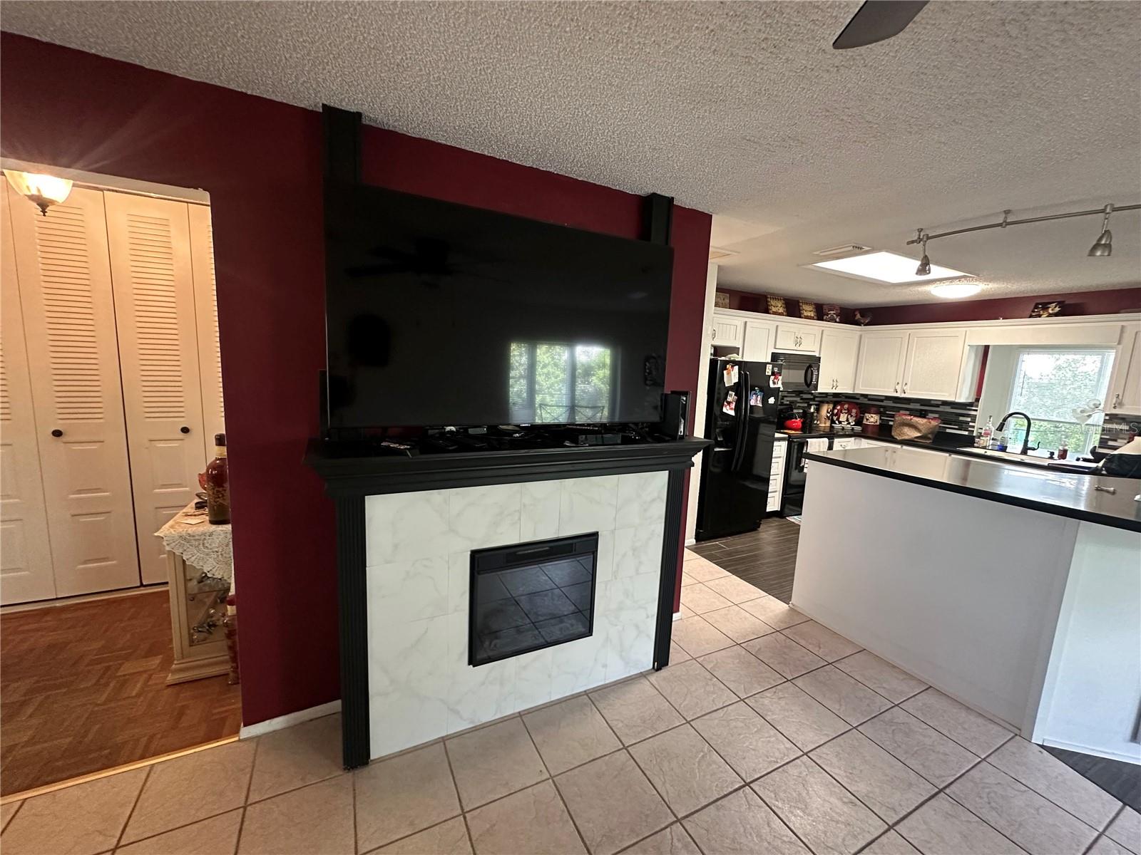 Image 16 of 37 For 10619 Mira Vista Drive
