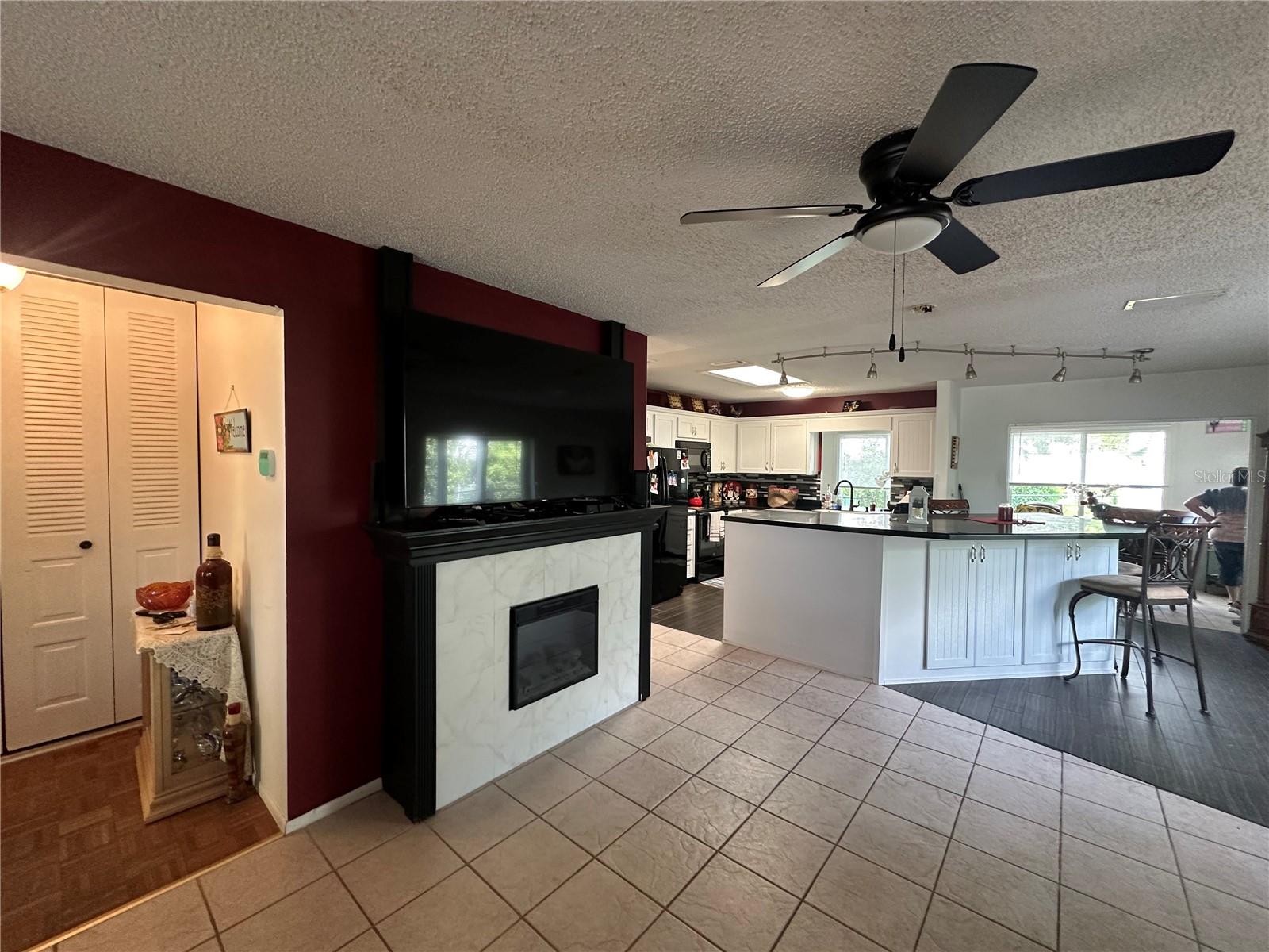 Image 18 of 37 For 10619 Mira Vista Drive