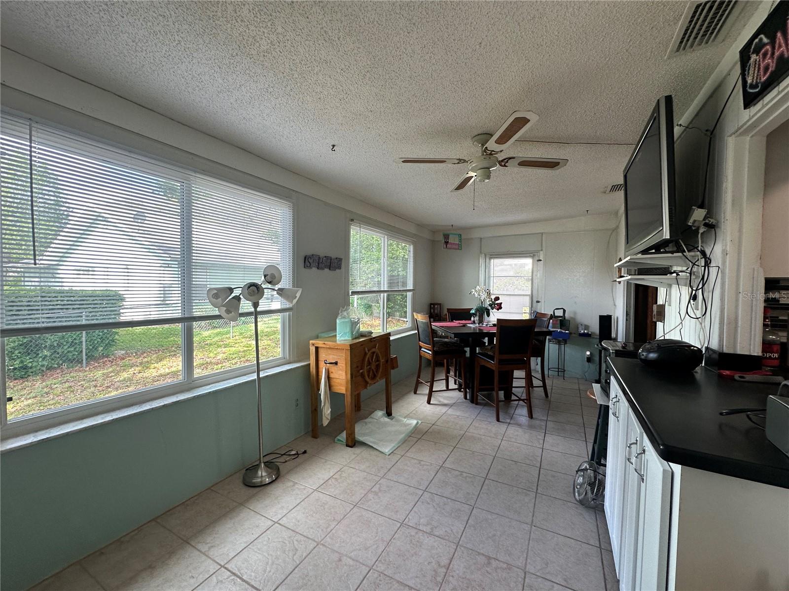 Image 26 of 37 For 10619 Mira Vista Drive