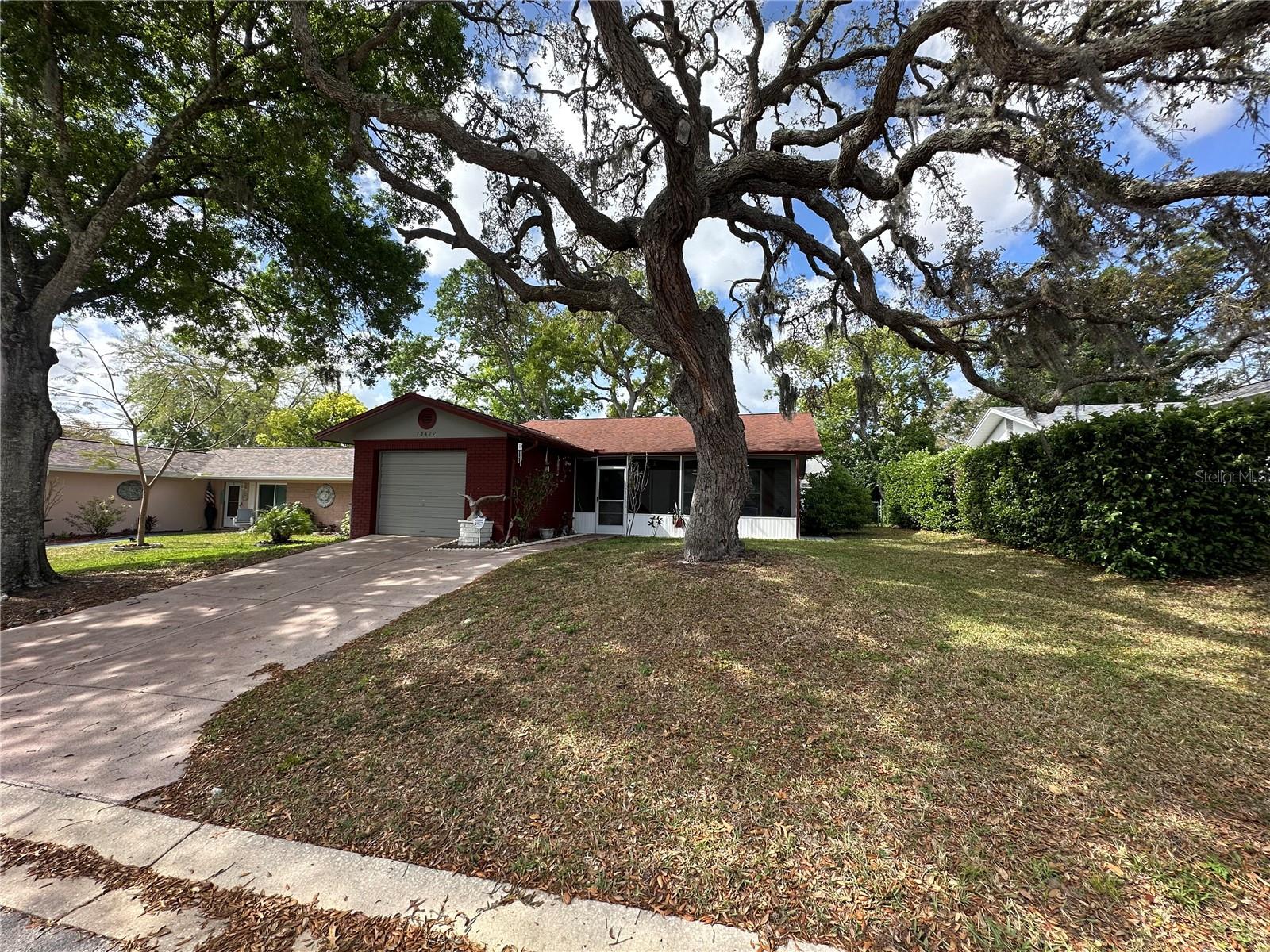 Image 6 of 37 For 10619 Mira Vista Drive