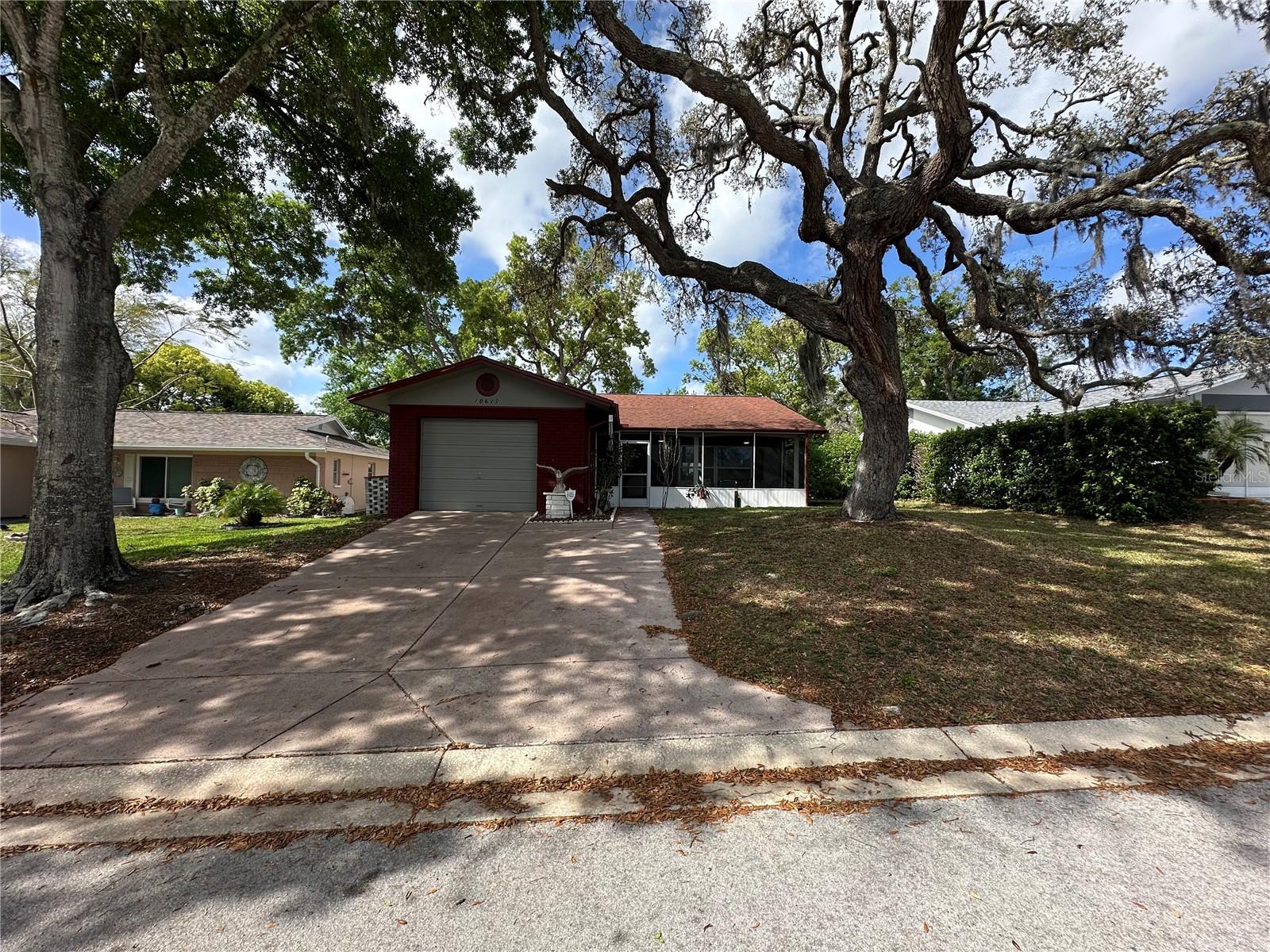 Image 9 of 37 For 10619 Mira Vista Drive