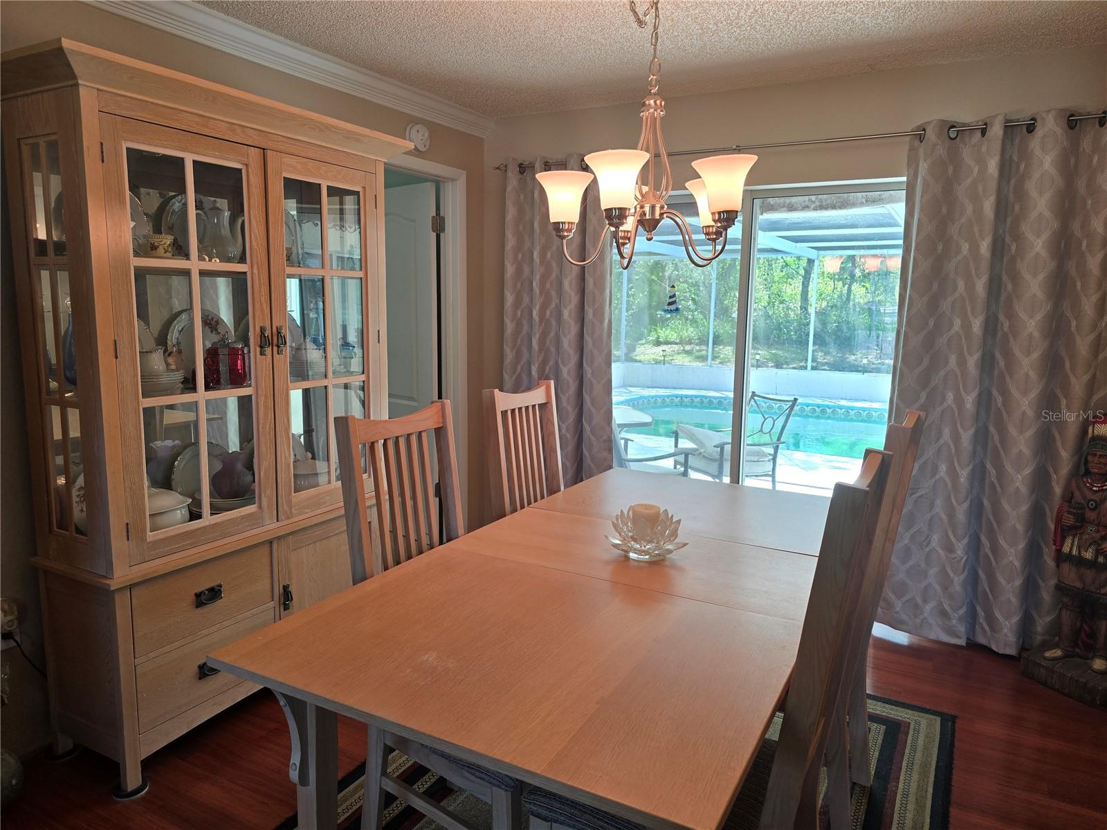 Image 11 of 51 For 6516 Hillview Road