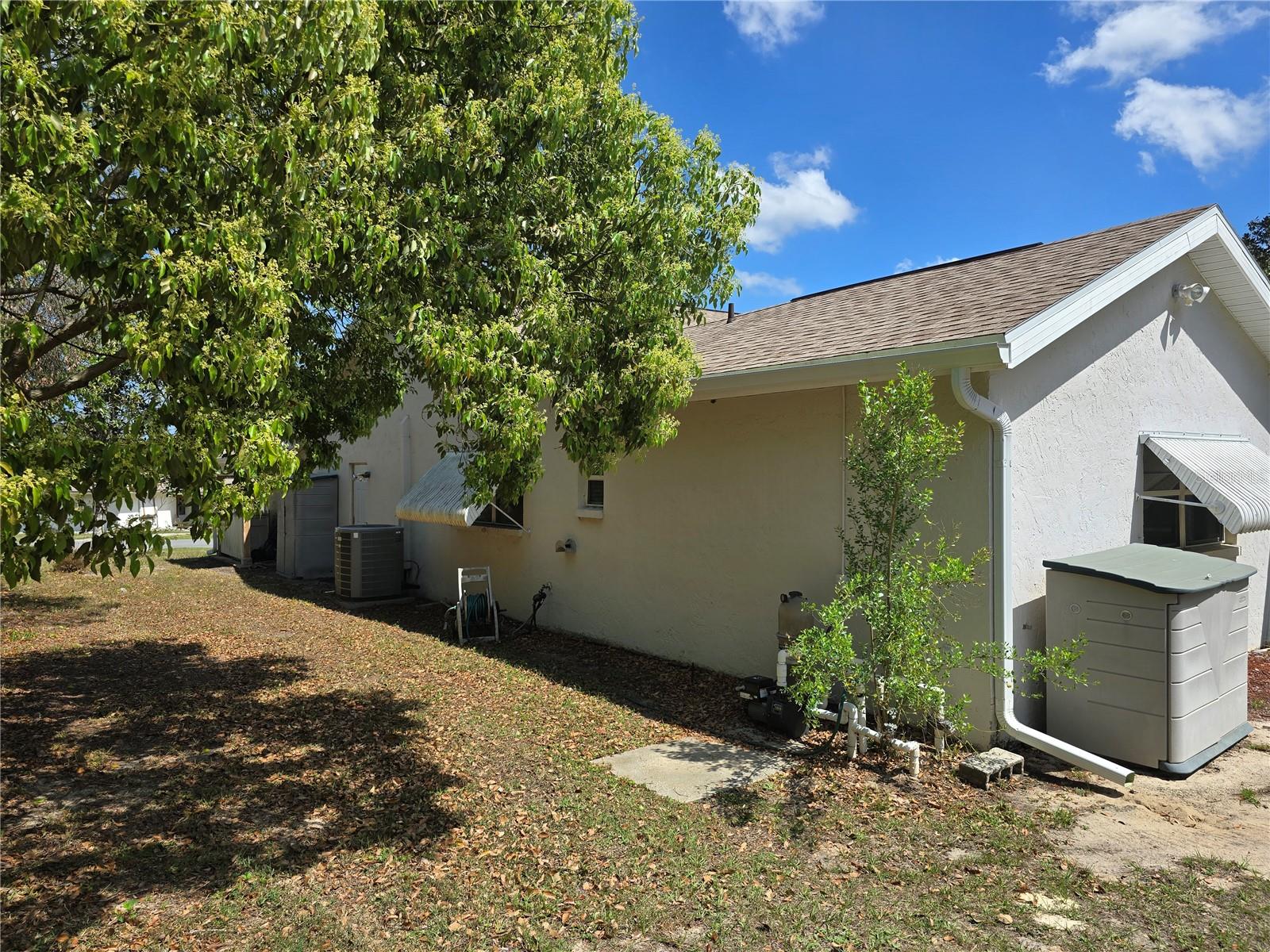 Image 33 of 51 For 6516 Hillview Road