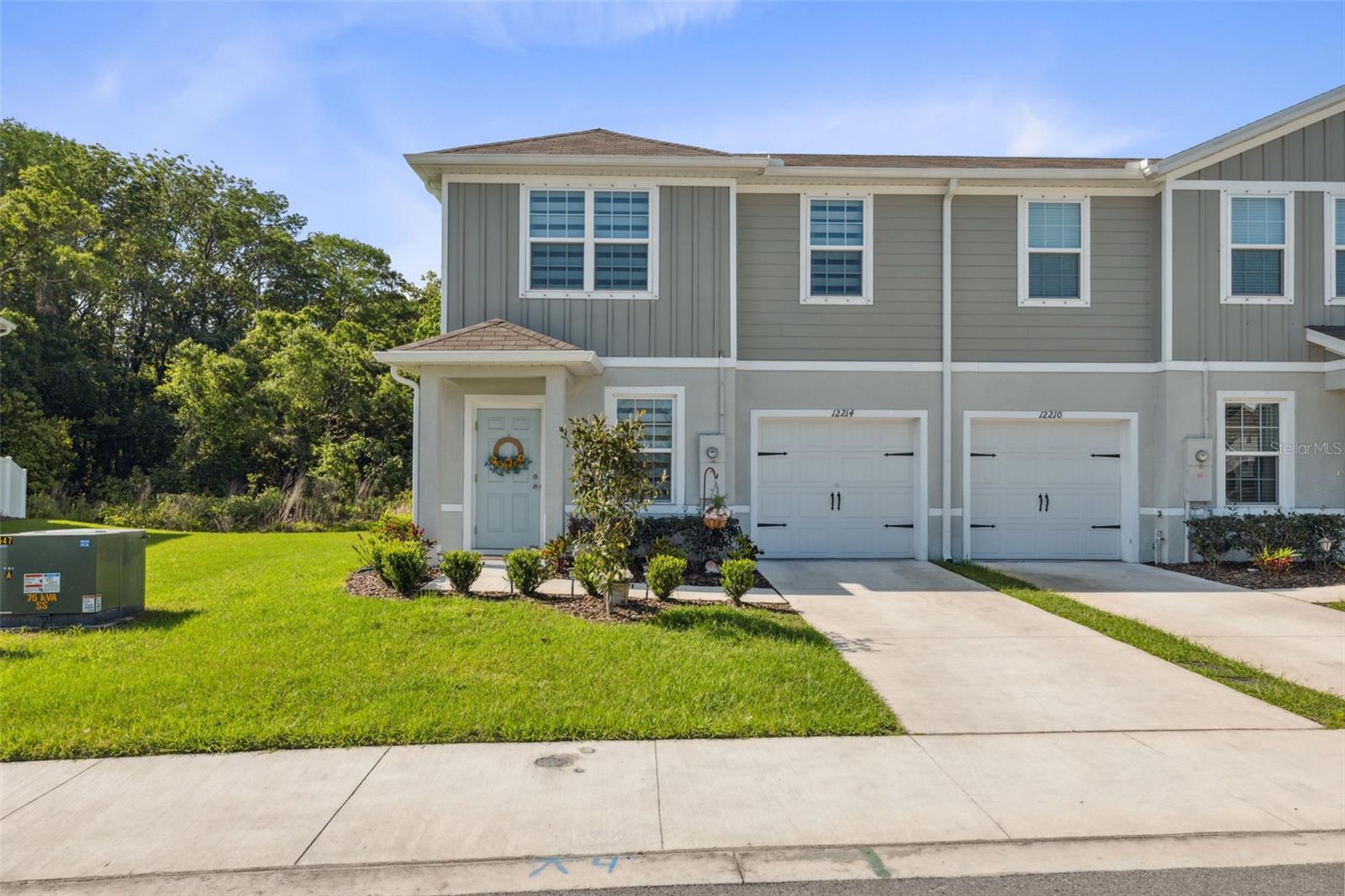 Listing photo id 2 for 12214 Grizzly Lane