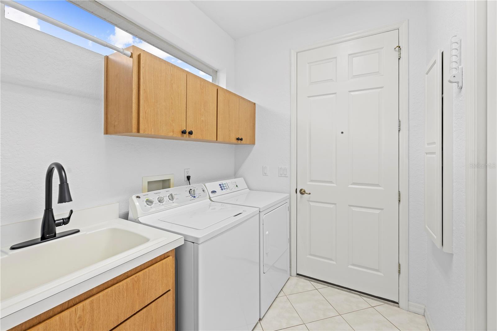 Image 21 of 62 For 5676 Legend Hills Lane
