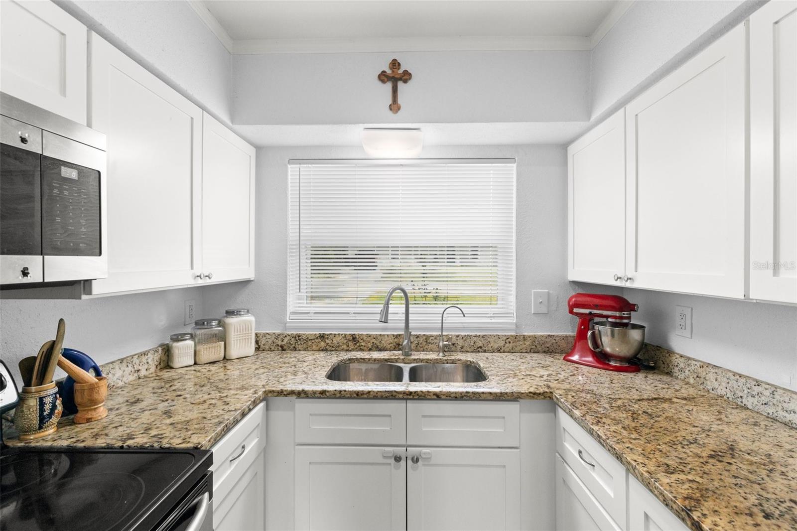 Image 11 of 40 For 6272 Wingate Street