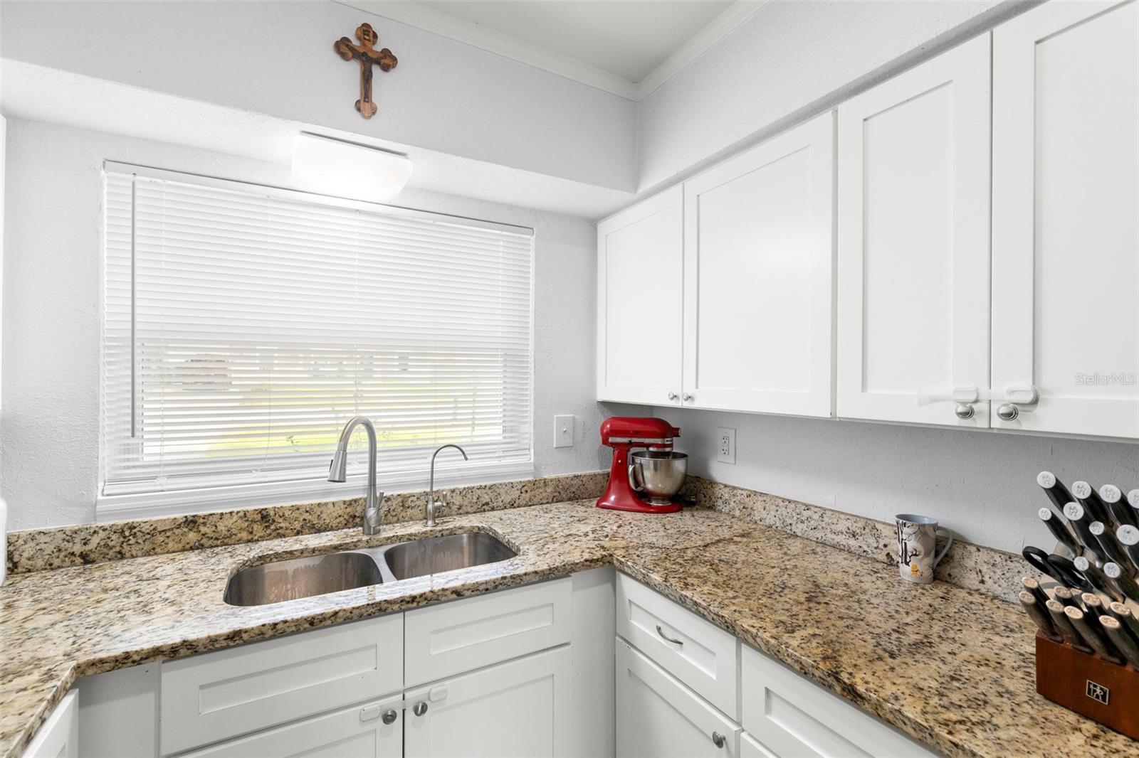 Image 12 of 40 For 6272 Wingate Street