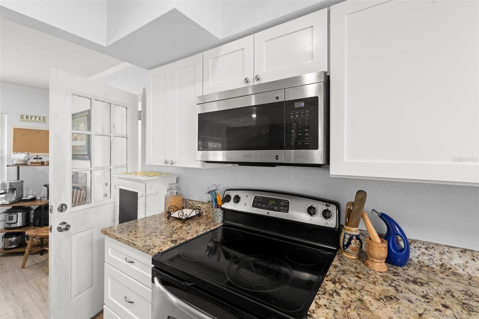 Image 13 of 40 For 6272 Wingate Street