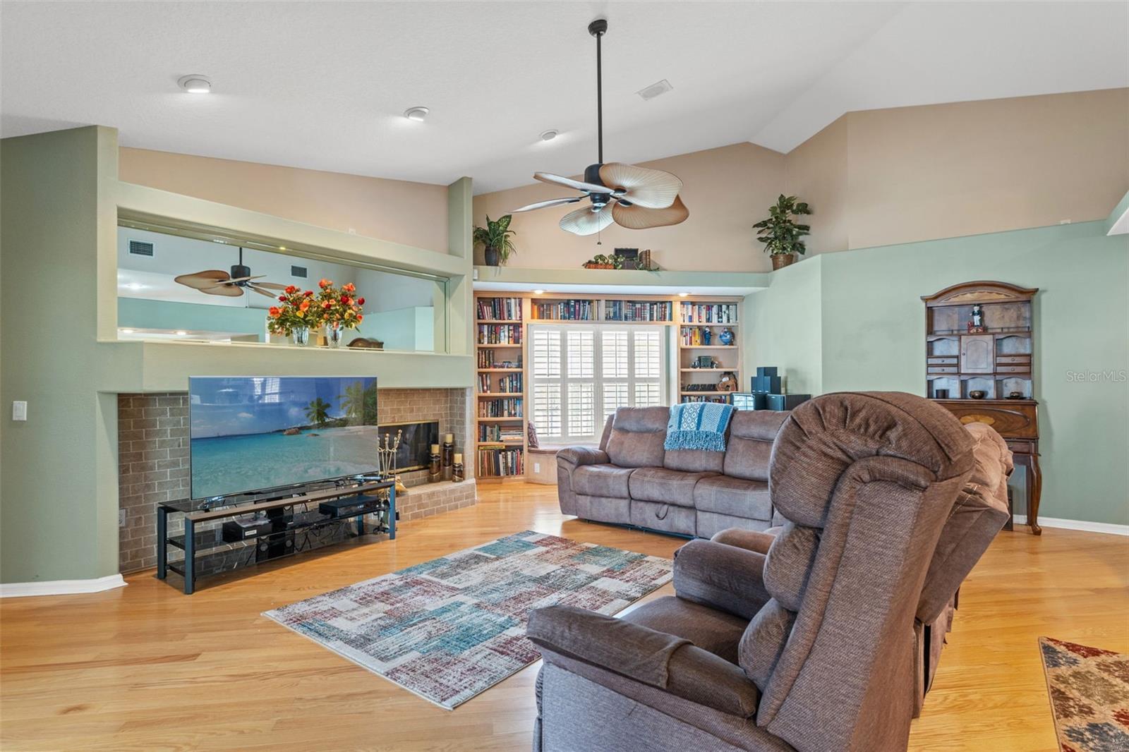 Image 9 of 54 For 5411 Wellfield Road