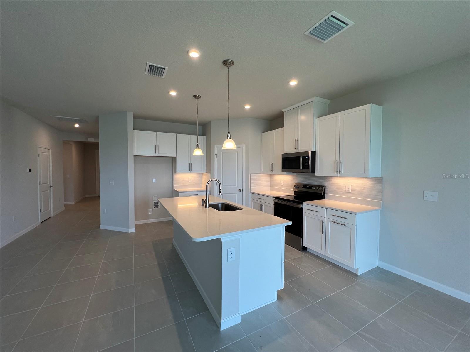 Image 2 of 11 For 10012 Zennia Lane