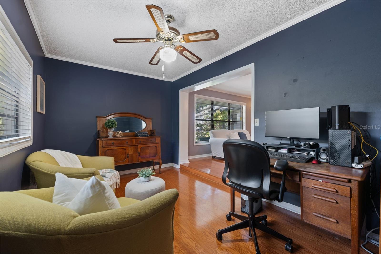 Image 18 of 28 For 4608 Clifford Street