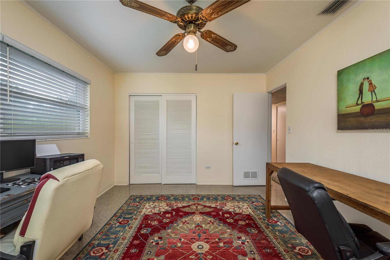 Listing photo id 18 for 37623 Florida Avenue