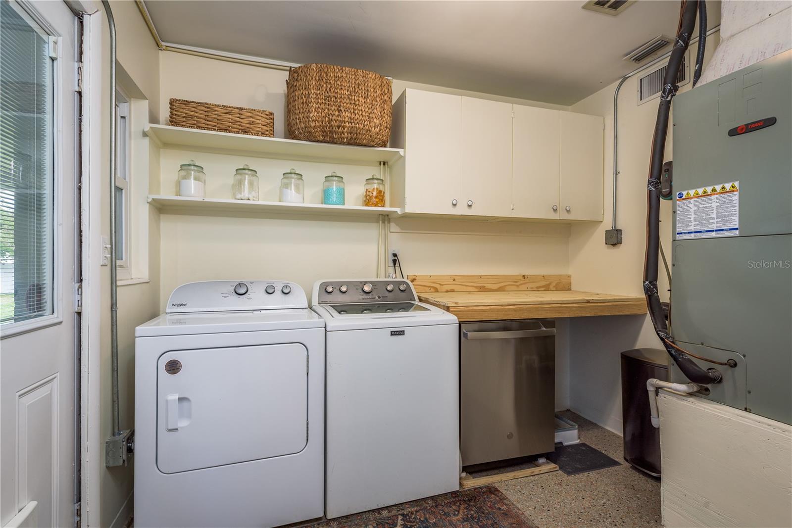 Listing photo id 19 for 37623 Florida Avenue