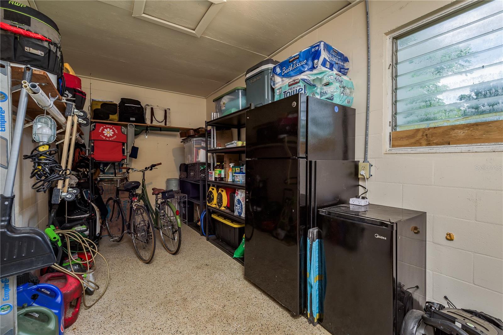 Listing photo id 20 for 37623 Florida Avenue
