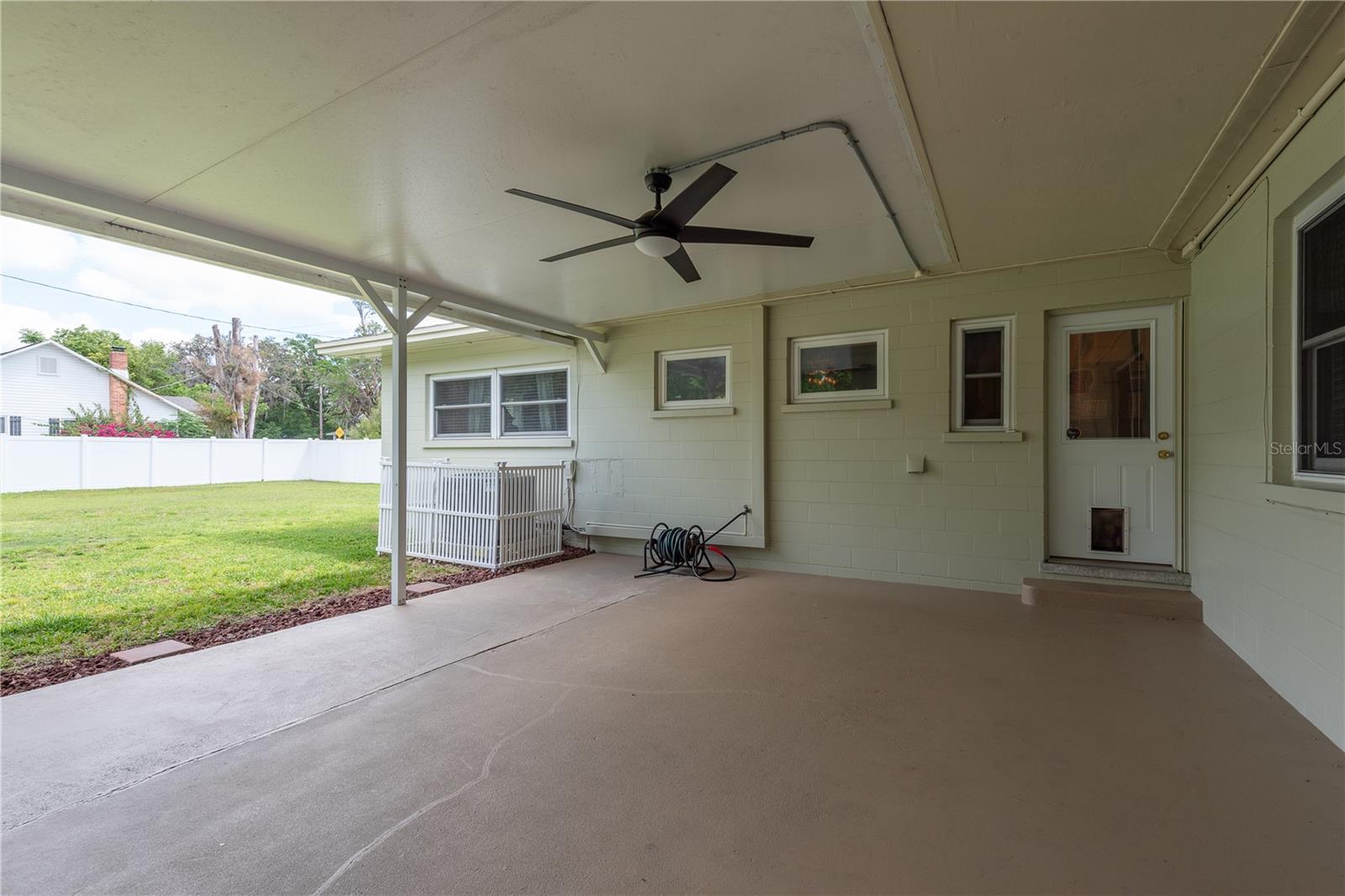 Listing photo id 21 for 37623 Florida Avenue