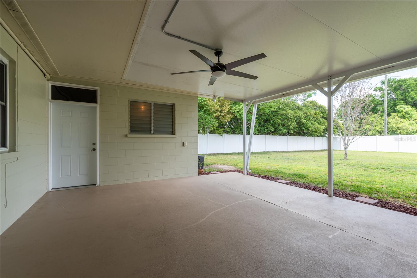 Listing photo id 22 for 37623 Florida Avenue