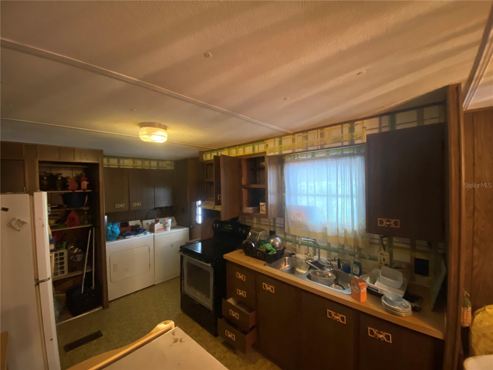 Image 4 of 19 For 29211 Heckleman Street