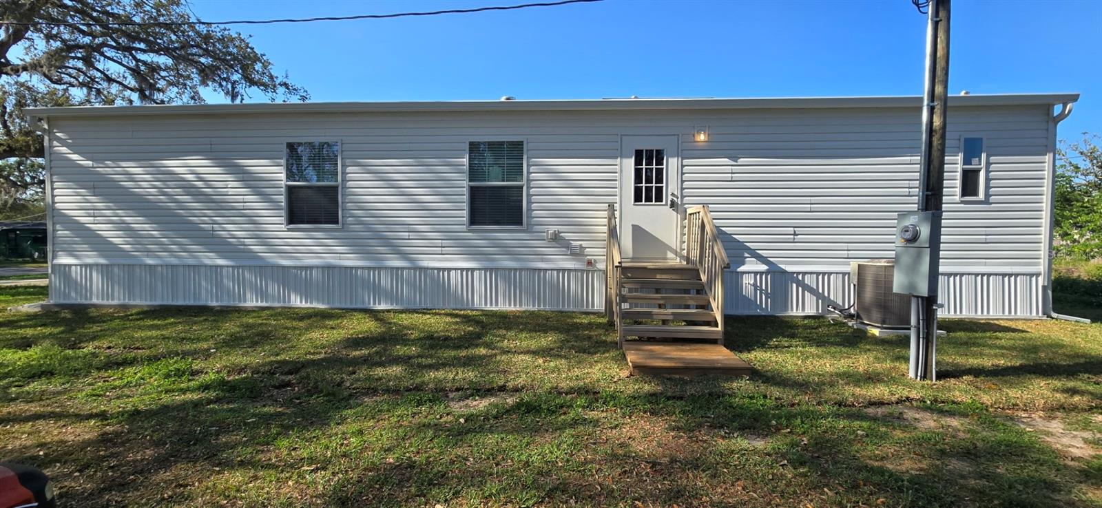 Image 21 of 26 For 11304 Altoona Avenue