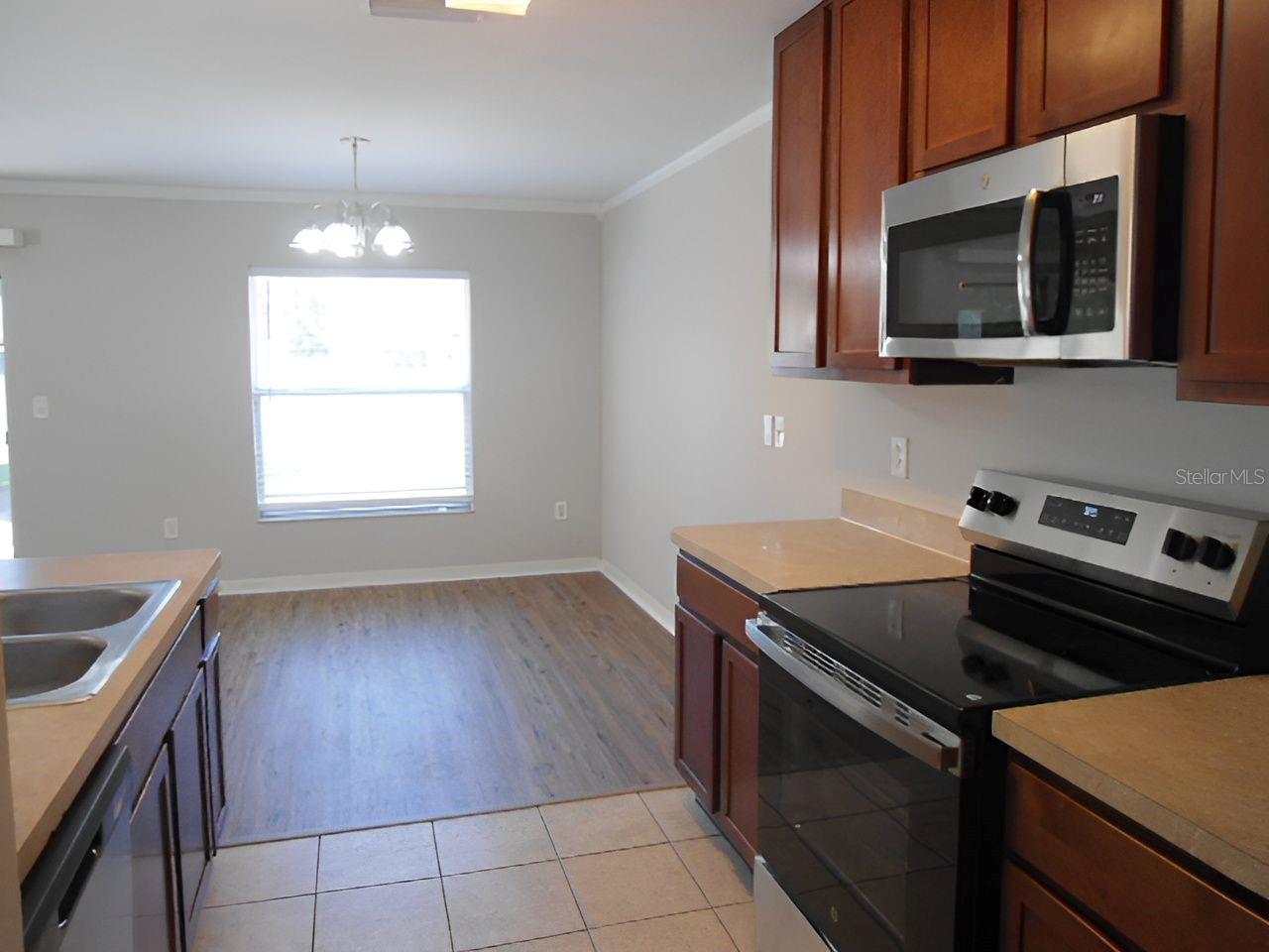 Image 6 of 21 For 12431 White Bluff Road