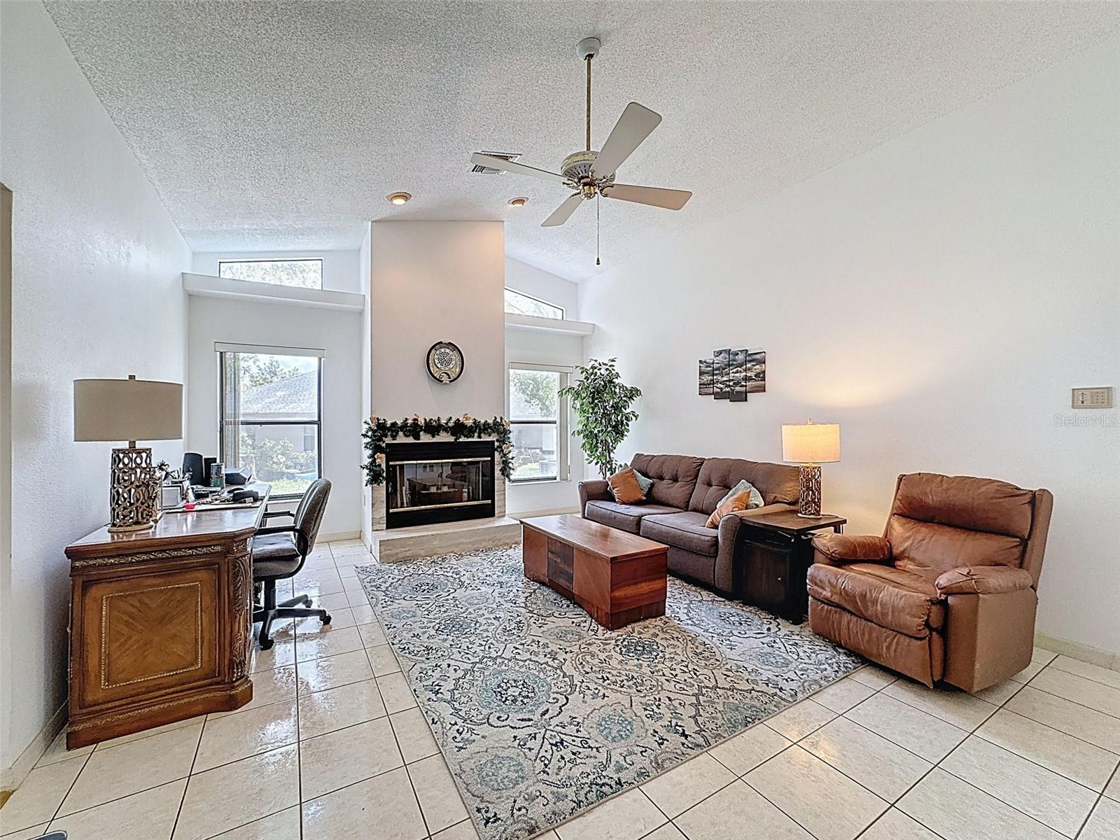 Image 19 of 43 For 1280 Thornton Court