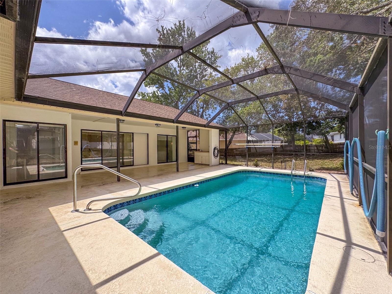 Image 35 of 43 For 1280 Thornton Court