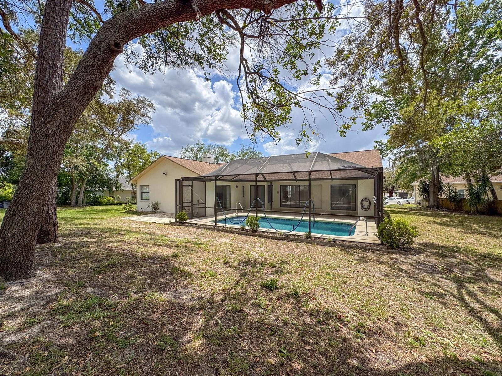 Image 36 of 43 For 1280 Thornton Court