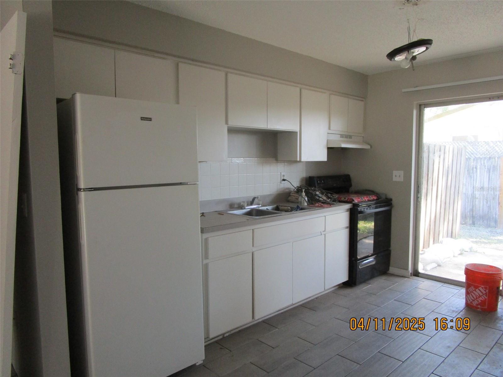 Image 4 of 10 For 6018 Antrim Street