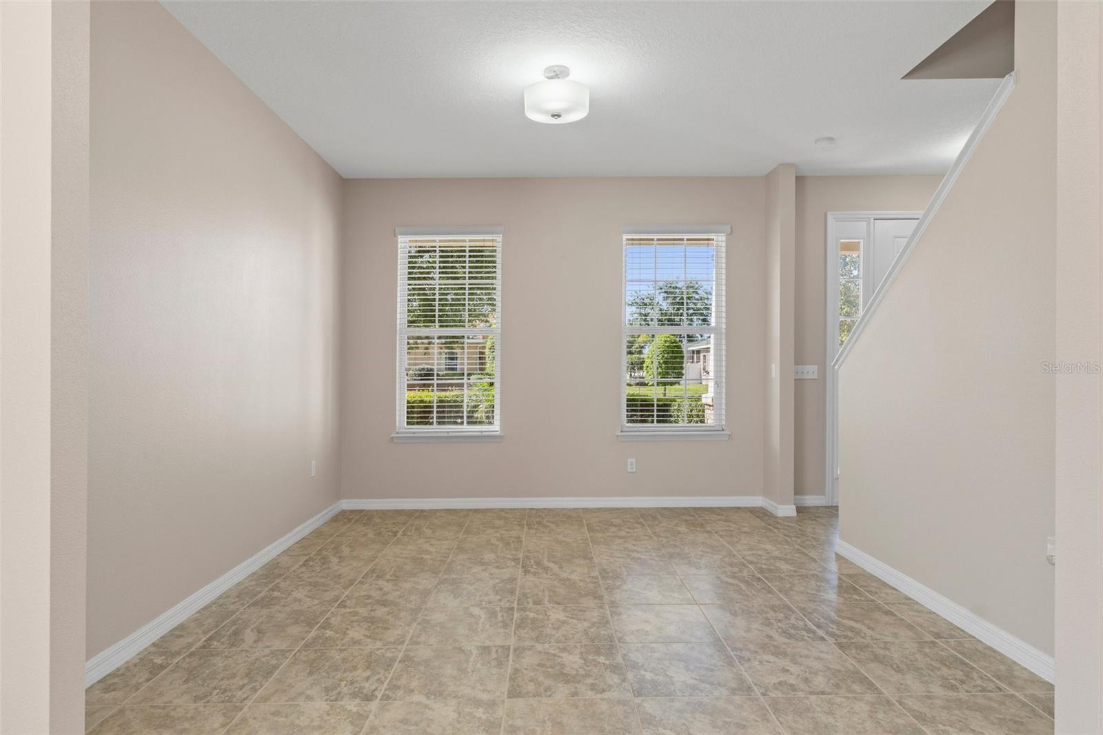 Image 11 of 75 For 13619 Hunters Point Street