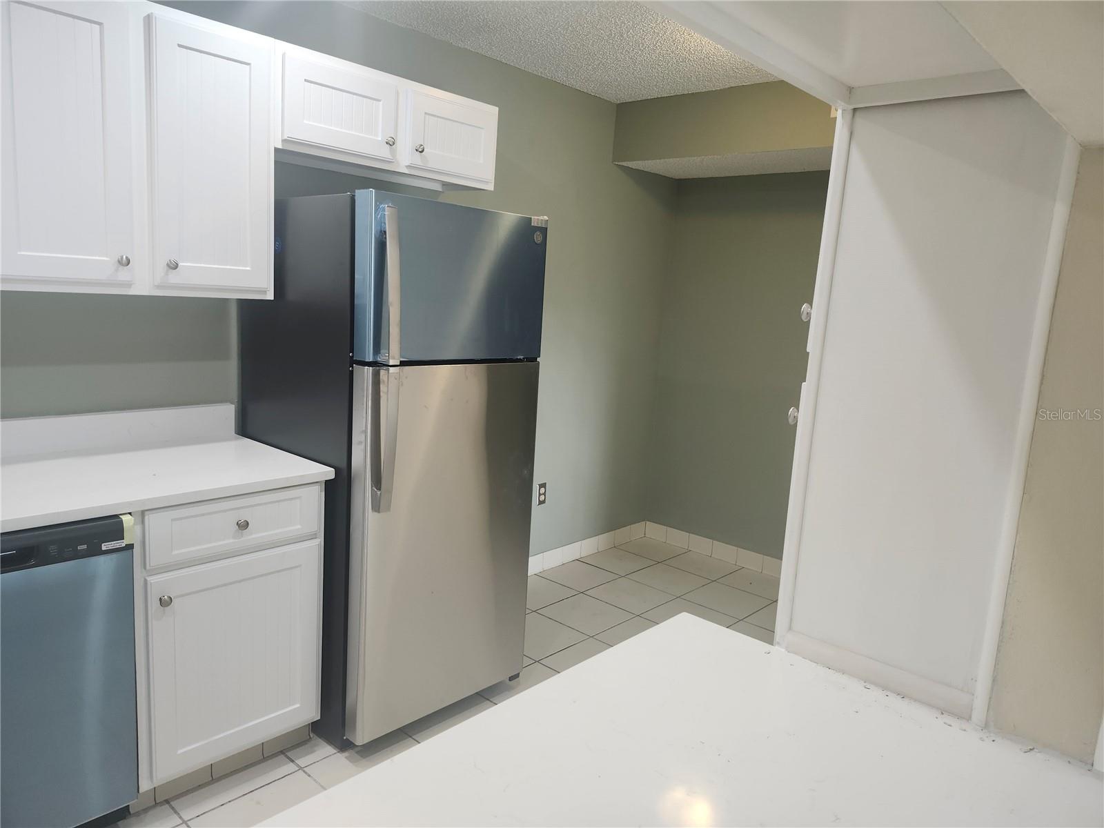 Listing photo id 10 for 12119 Sunny Glen Lane G2