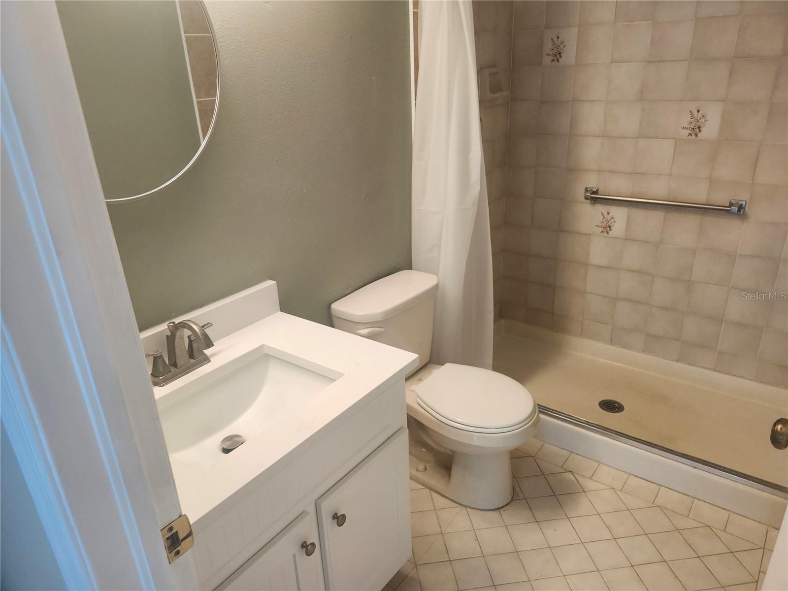 Listing photo id 19 for 12119 Sunny Glen Lane G2