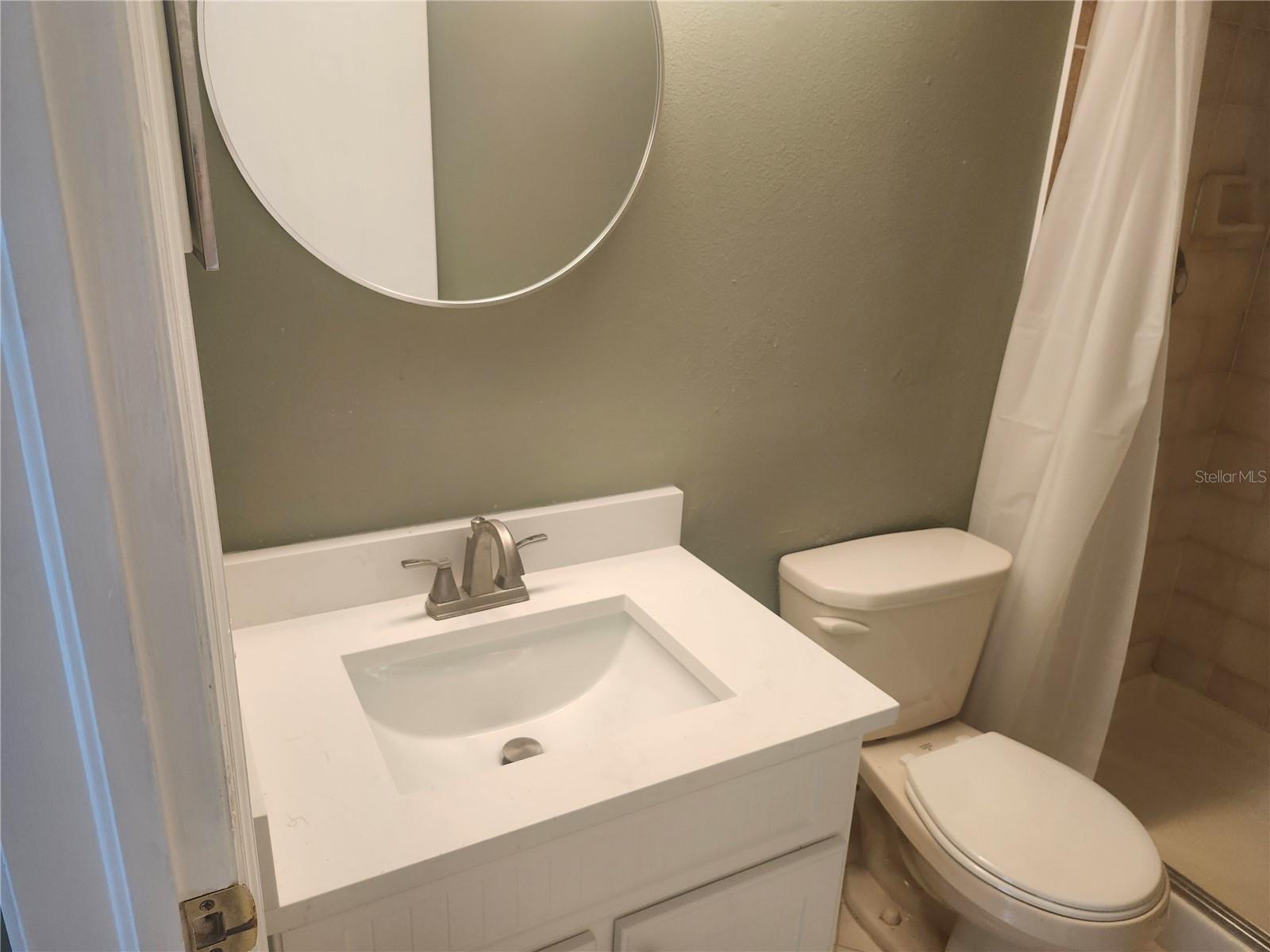 Listing photo id 20 for 12119 Sunny Glen Lane G2