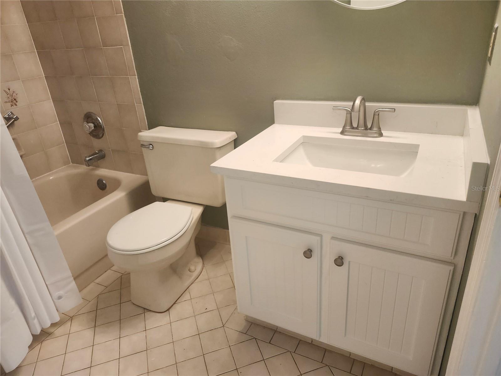 Listing photo id 27 for 12119 Sunny Glen Lane G2